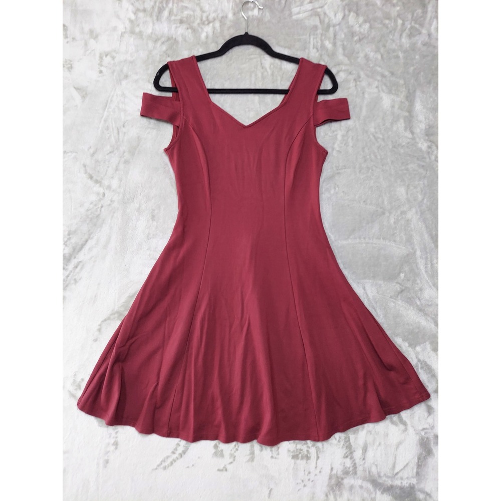 InsNova Burgundy Cold Shoulder V-Neck Fit and Flare Skater Dress Medium